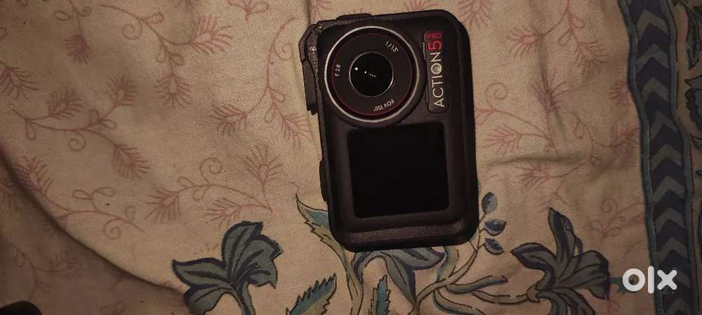 Urgent sale Dji action 5 pro camera