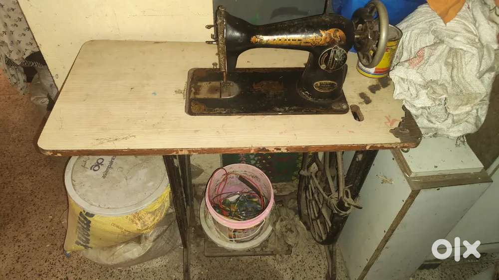 Sewing cloth machine (kapde silayi machine)