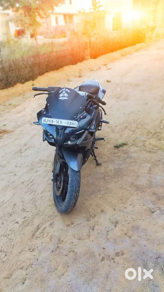 Bajaj Pulsar RS 200 only 28000 km genuine running