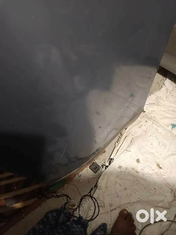 Godrej refrigerator 10 year old