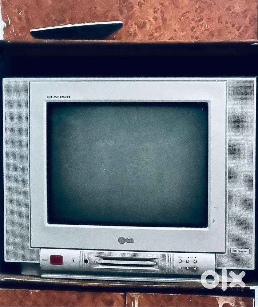 LG 14 Inch Flat Screen TV