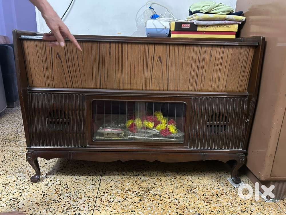 Musical table