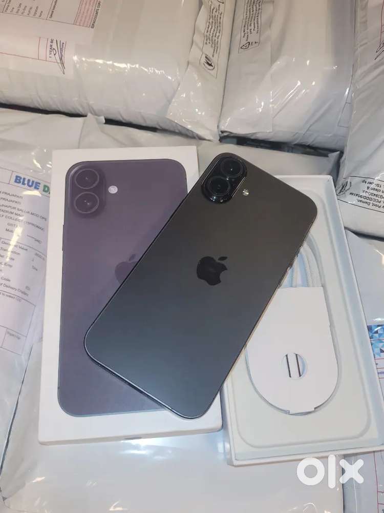 16 PLUS MULTY COLOUR REFURBISHED MOBILE WE HAVE A STORE GENIUN DELLER