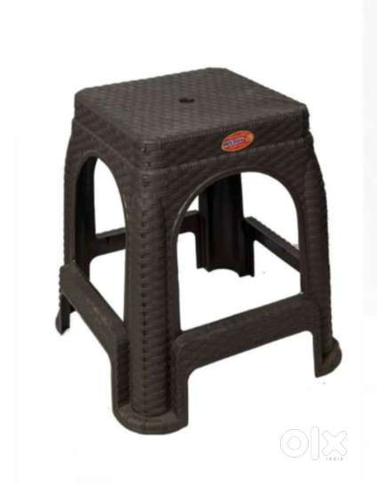 FIBER STOOL ON RENT