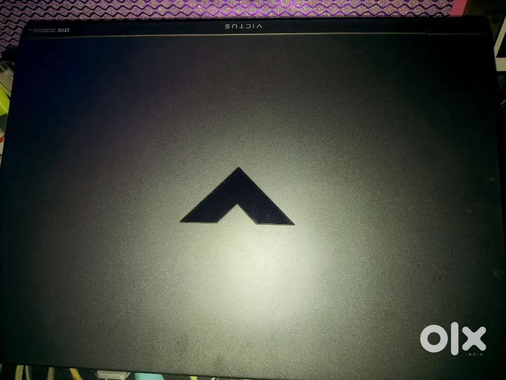 Laptop hp victus 1.5 years old brand new