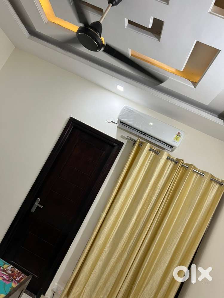 Spacious highly ventilated newly built house in green paush area