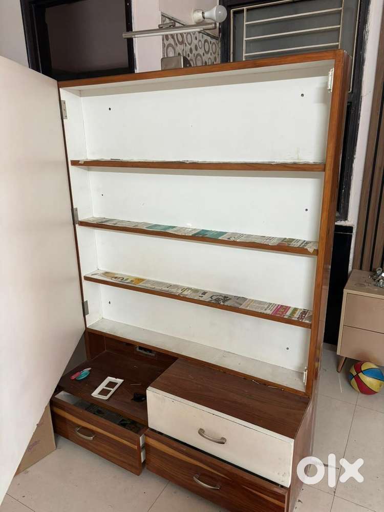 Dressing 4 ft 3 drawer