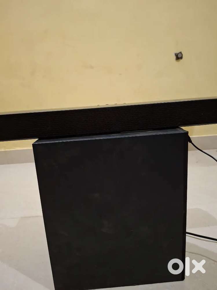 Sound Bar for sell Samsung Bar with base