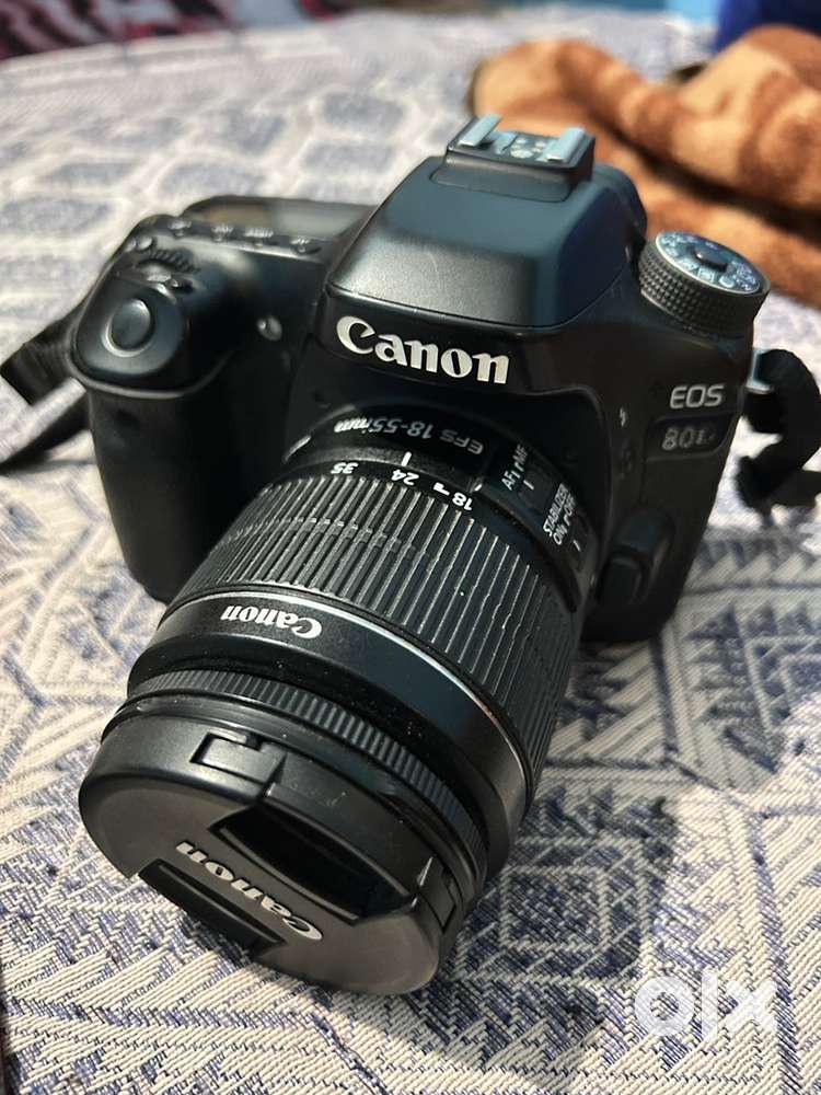 Canon 80 d with  2 battery with charger