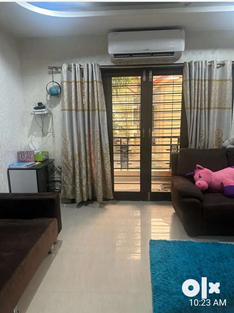 3 bhk flat furnished - Racecourse
