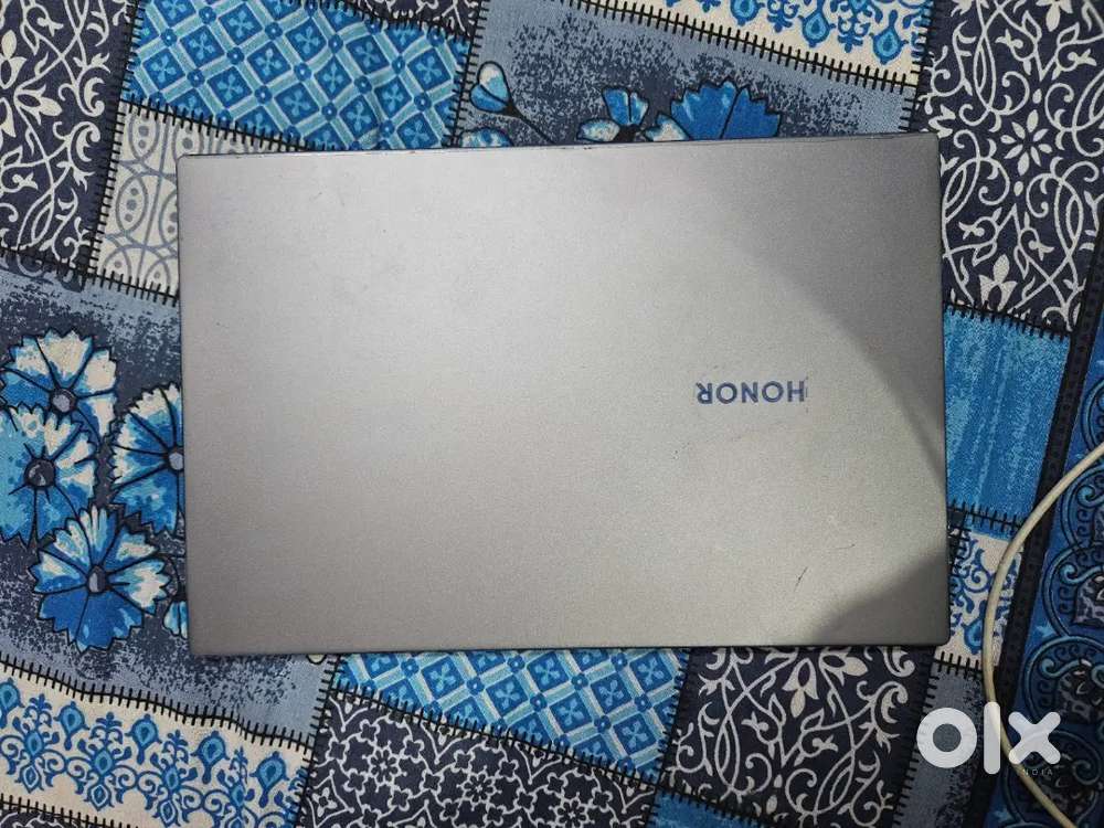 Honor Metallic 14inch laptop Great for coding
