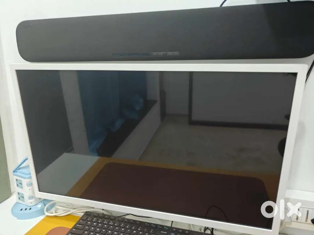 LG 32 Inch Smart Monitor For Sale