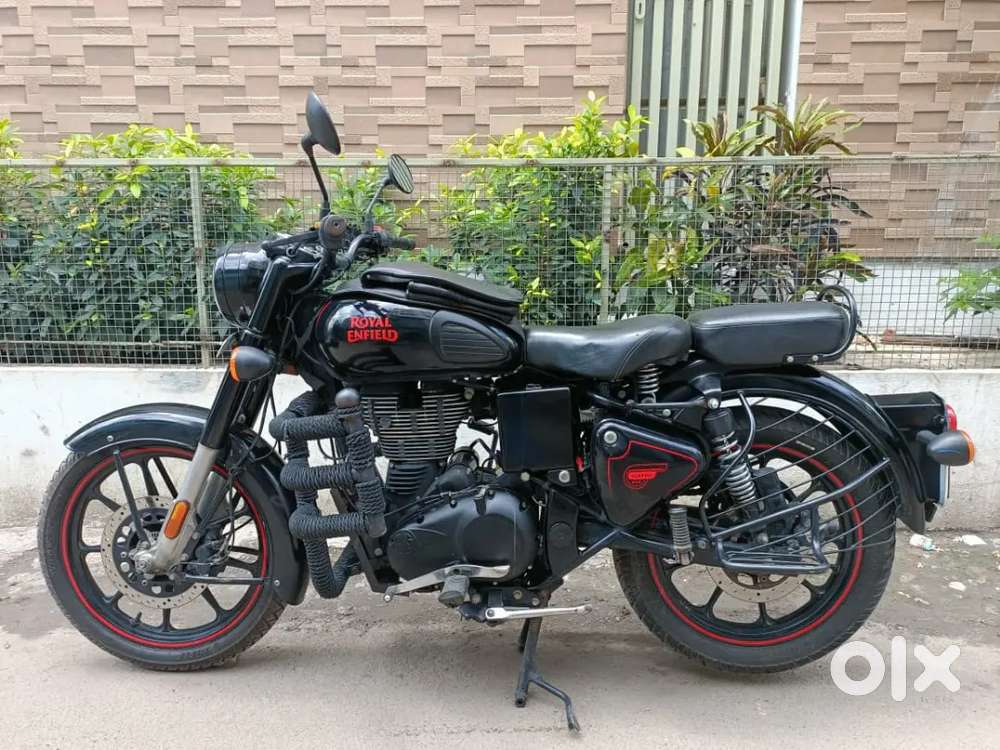 2020 ROYAL ENFIELD CLASSIC 350 STEALTH BLACK TOP MODEL