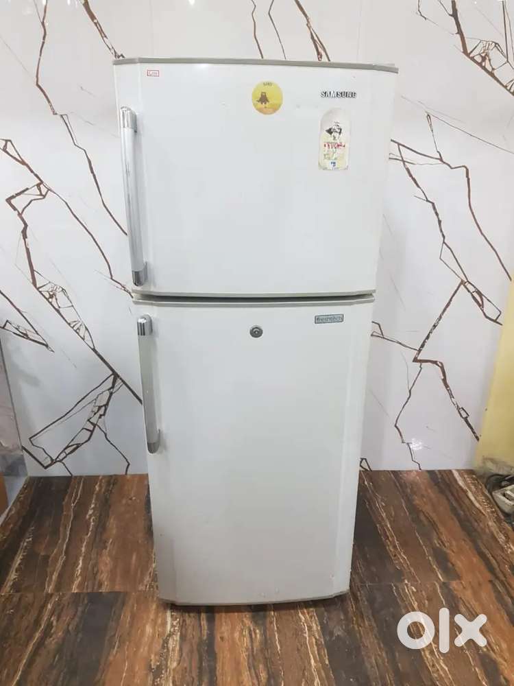 Samsung double door refrigerator available with free home delivery*/*
