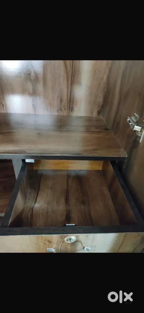 Cupboard for selling Fresh