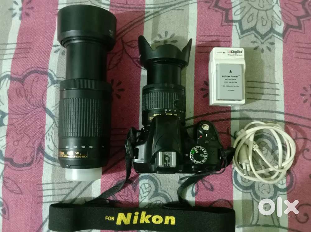 Nikon D3300 with All Accessories in Good & Running Condition