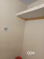 One bhk sharing  room for girl/woman