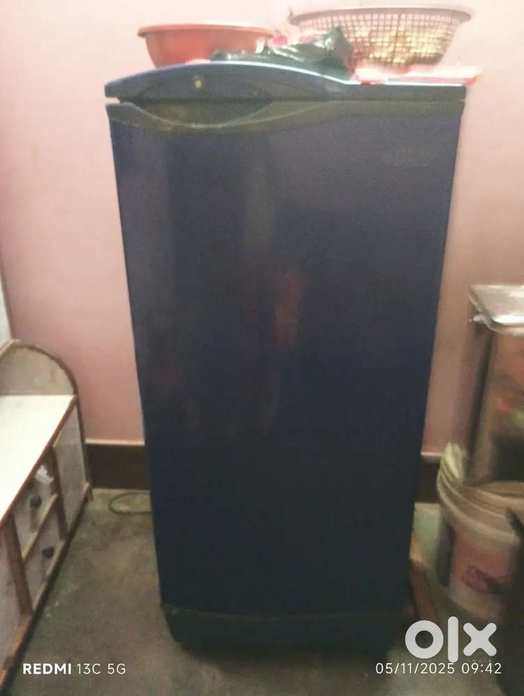 Budget single door LG fridge