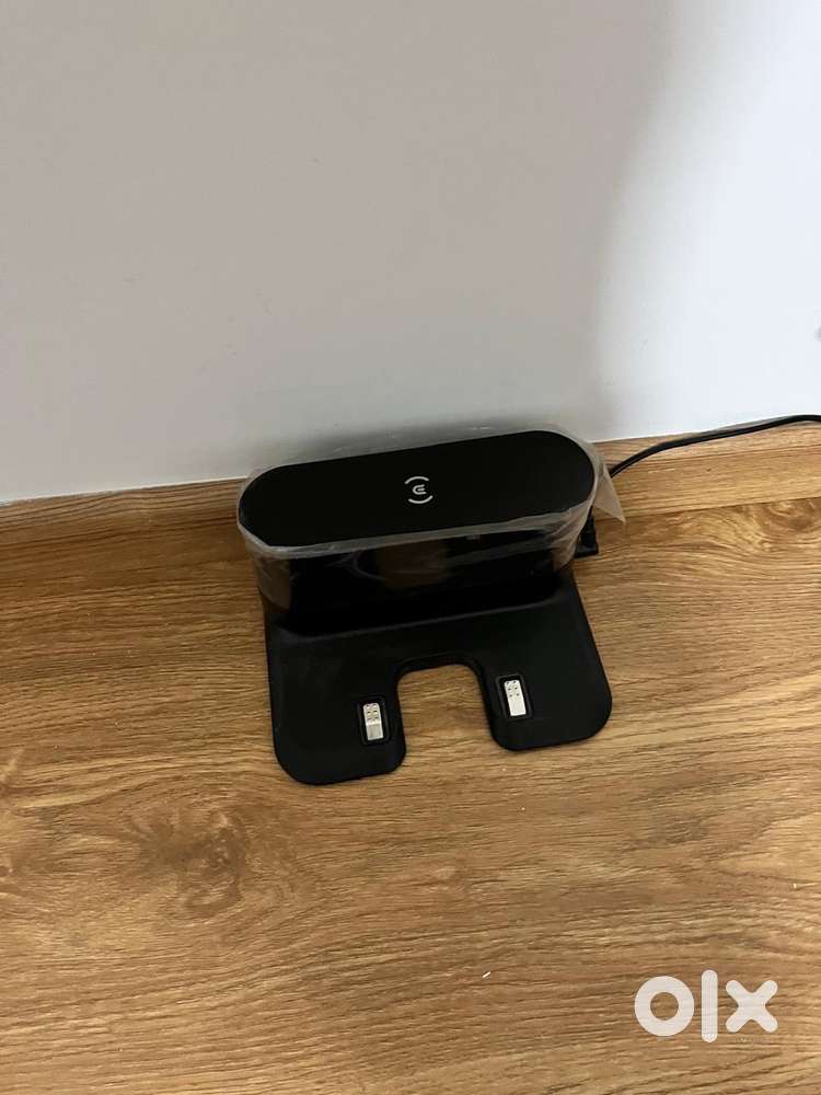 Vaccum Cleaner (Deebot Y1 Pro)