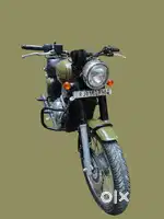 Jawa 42 Gallactic Green Colour