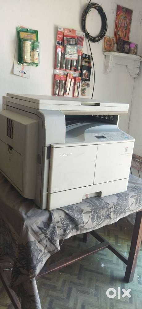 Canon 2002N copier