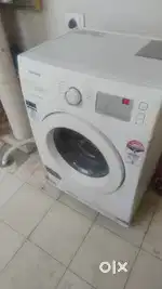 SAMSUNG front load washing machine very rear used 6 kg