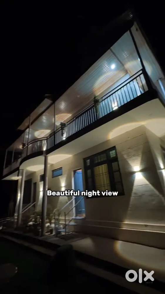 Patnitop Fully Furnished Hut for sale