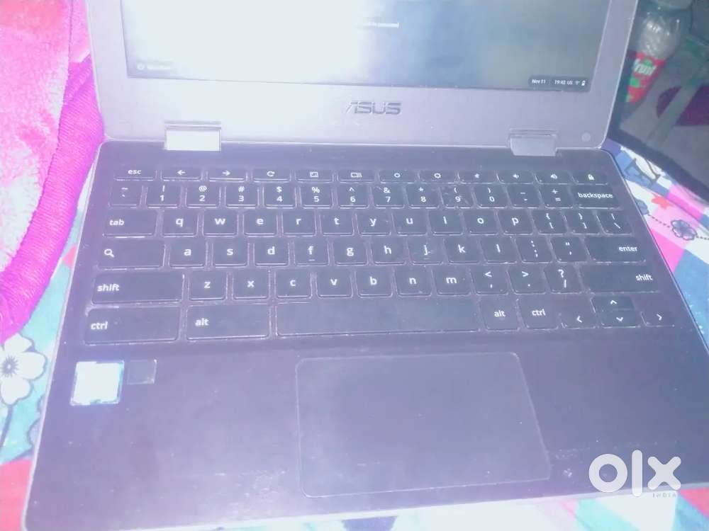 Asus Chromebook flip touch Intel celeron dual core NA4040 4/32GB stor