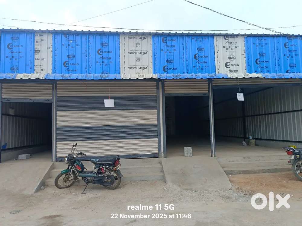 2 Shops for rent Godown purpose