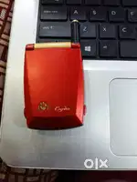 Antique Samsung Flip Phone in perfect working condition
