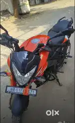 Pulser Ns 125