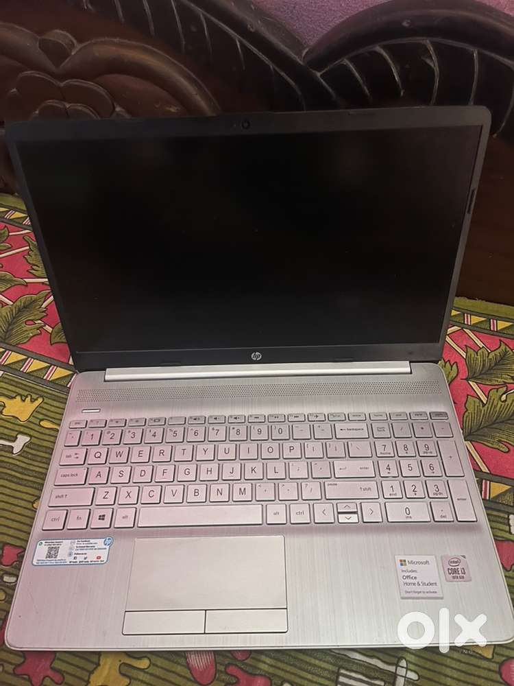 HP 15s Laptop