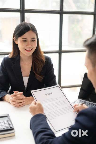 Wanna hire a girl to work with a women