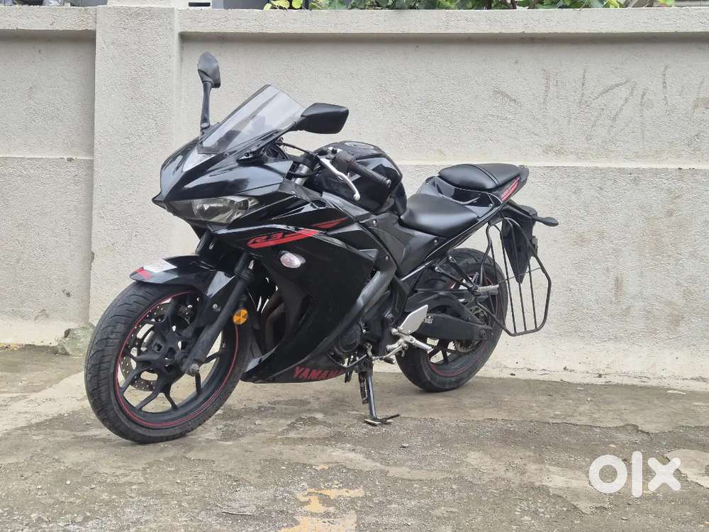 YAMAHA R3 TOP CONDITION
