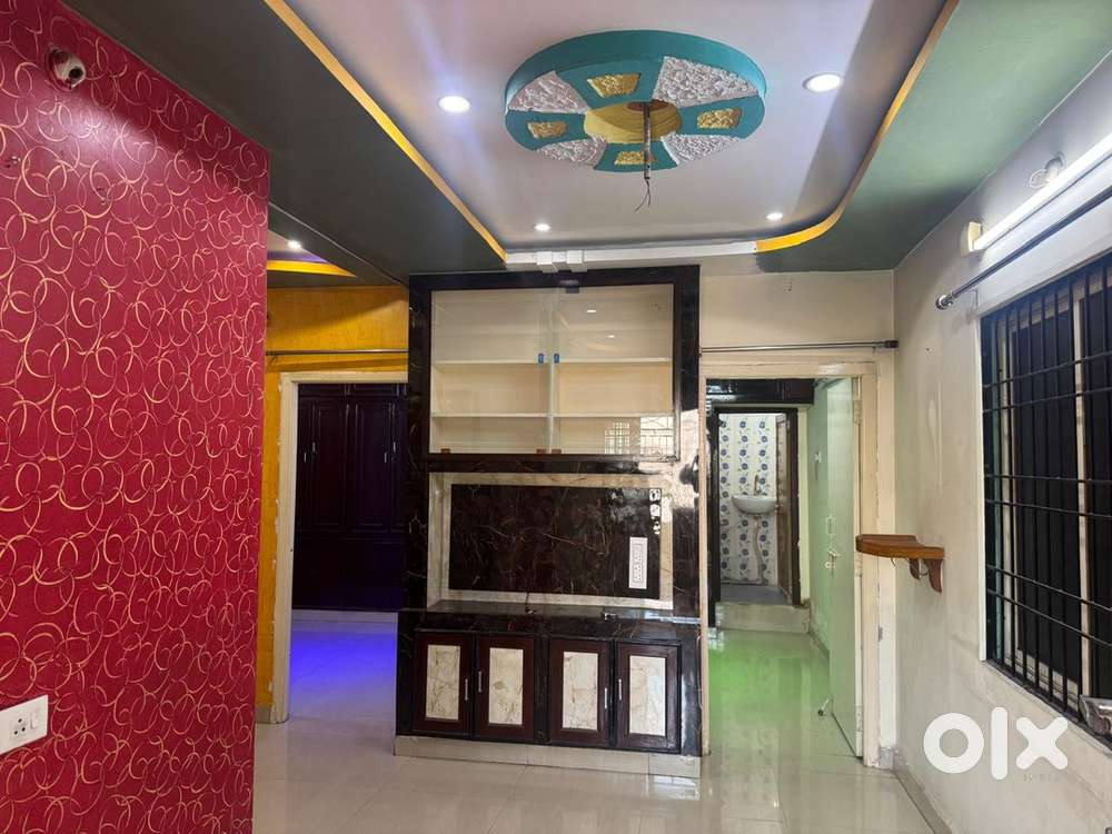 Ready to move flat for sale