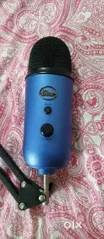 BLUE YETI MICROPHONE