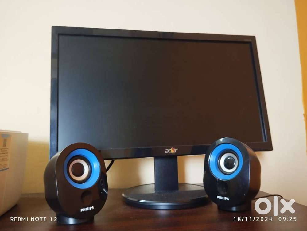 Assembled set desk top