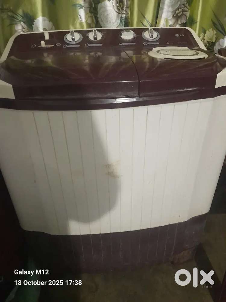 LG washing machine 6.2 kg ...very good condition.