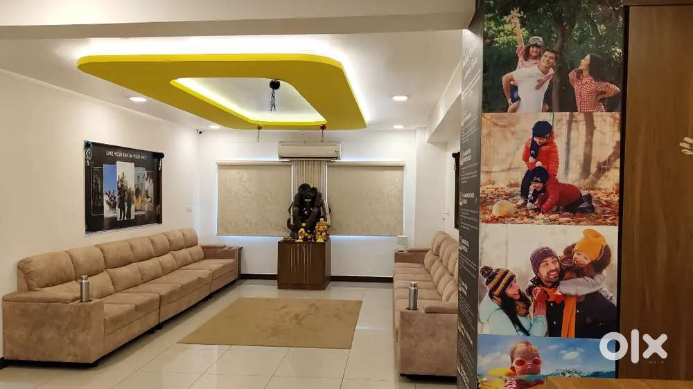 We hiring a sales consultant