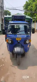 Piaggio BS6 2023