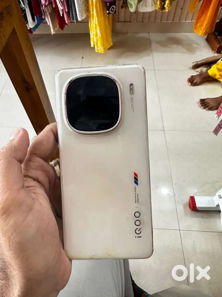 IQOO 12 in superb condition