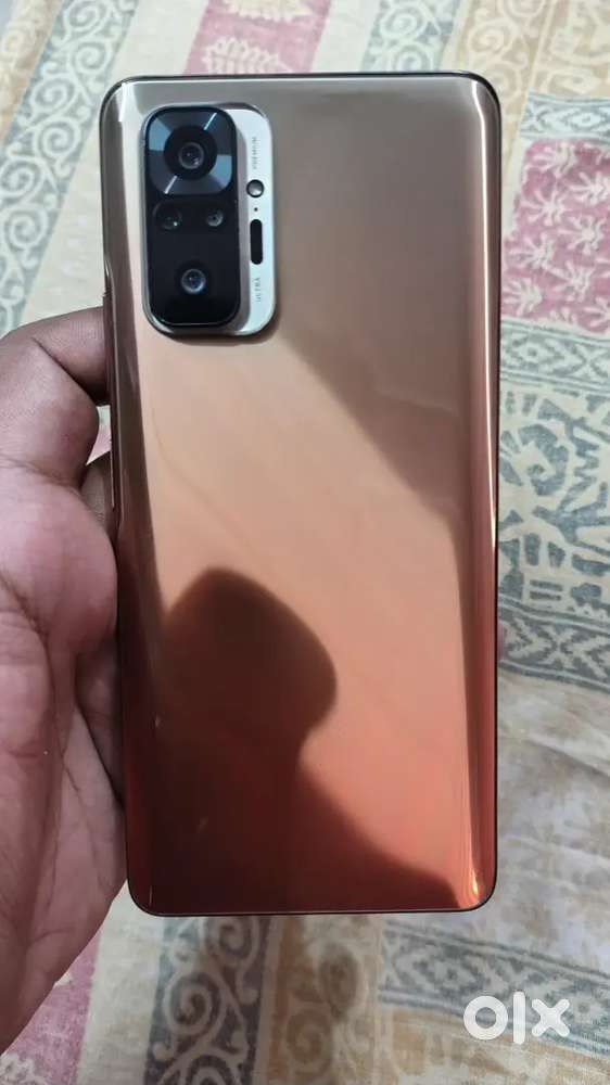 Redmi note 10 pro 6/128 just like brand new