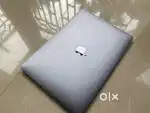 Macbook air M1 (2020)