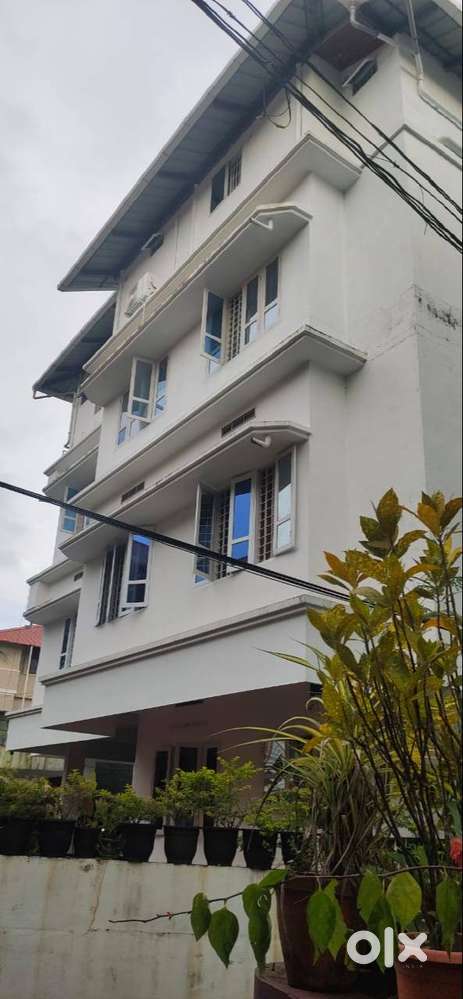 NEAR LULU MALL EDAPPALLY