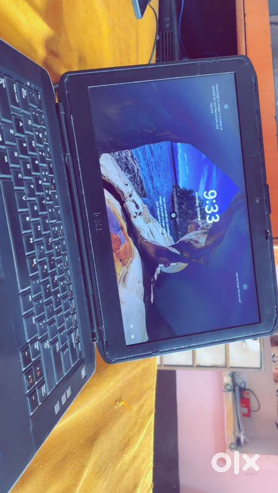 DELL lAPTOP