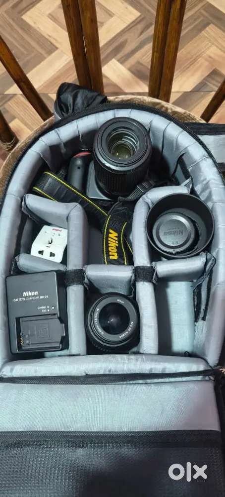 NIKON D3200 IN NEW CONDITIONS LESS USED
