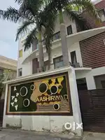 6 Apartments sale in Poes Garden