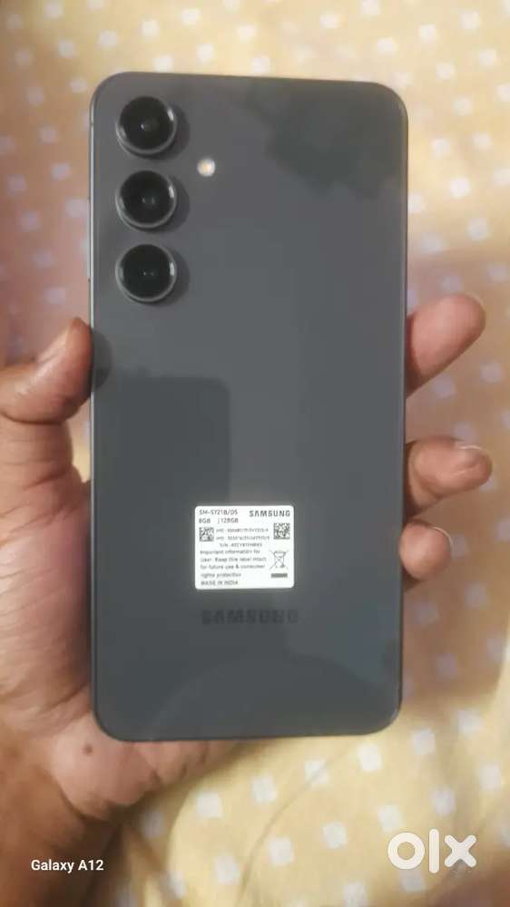 Samsung S24FE  for sale