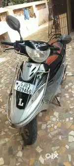 genuine scooty chaleli