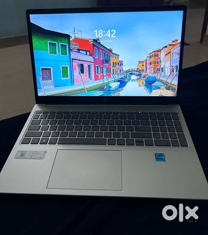 HP LAPTOP i 3  13 gen